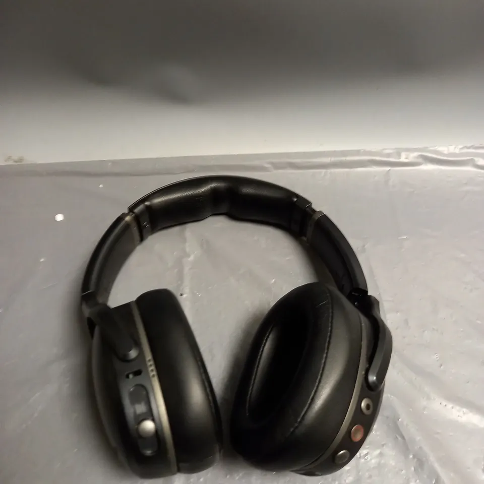 BOXED SKULLCANDY HEADPHONES BLACK