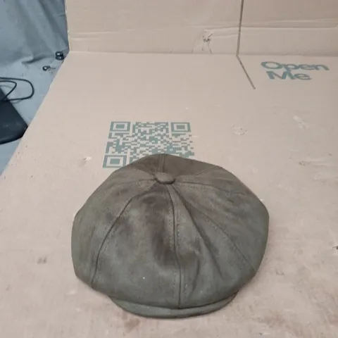 EIRIN APPAREL BELFAST CROWN CAP – GREY