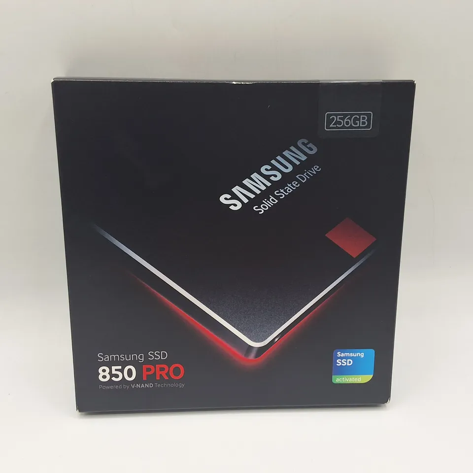 SEALED SAMSUNG 256GB SSD 850 PRO - MZ-7KE256