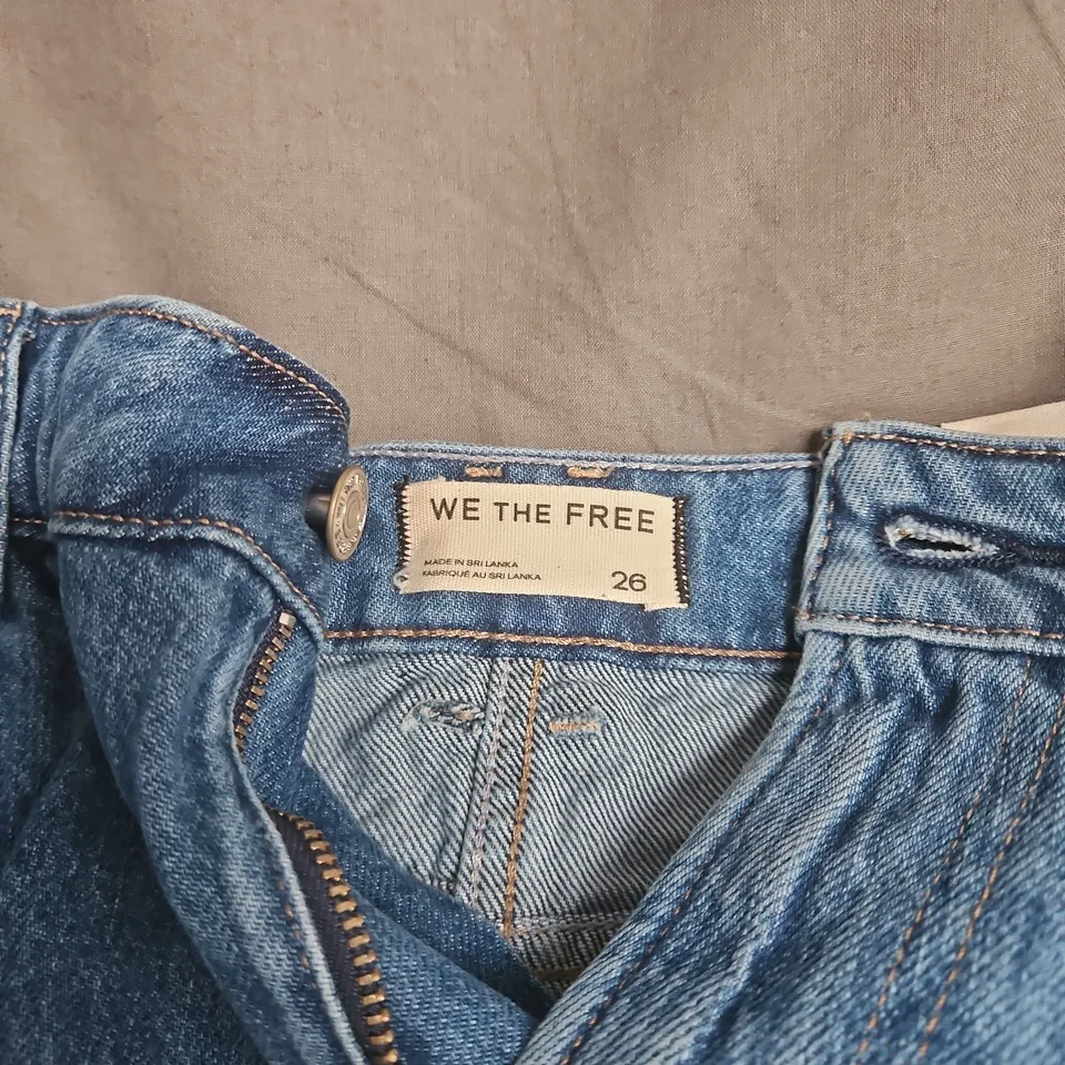 WE THE FREE FLAMENCO BEACH BLUE DENIM SKIRT SIZE 26