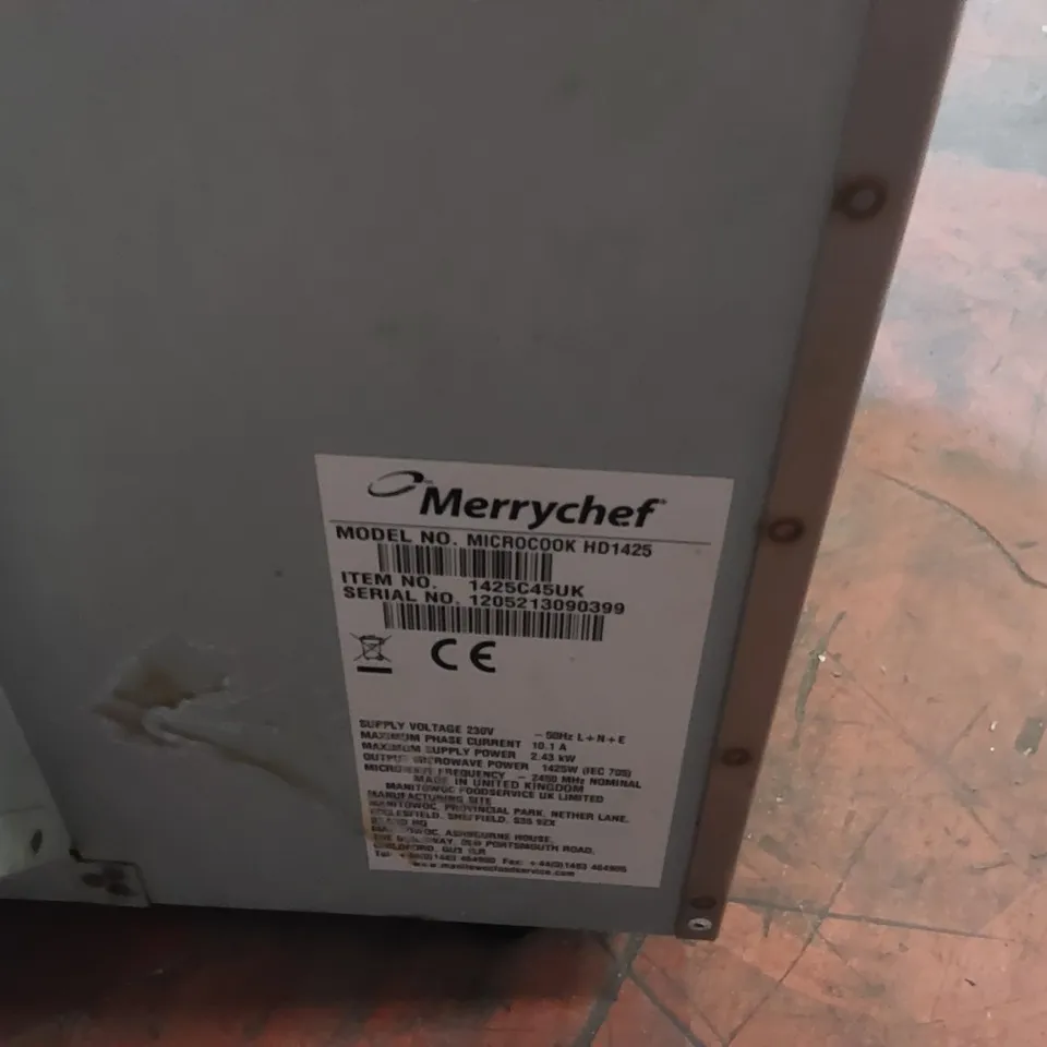 MERRYCHEF MICROCOOK HD 1425 COMMERCIAL MICROWAVE - THE DOOR IS MISSING