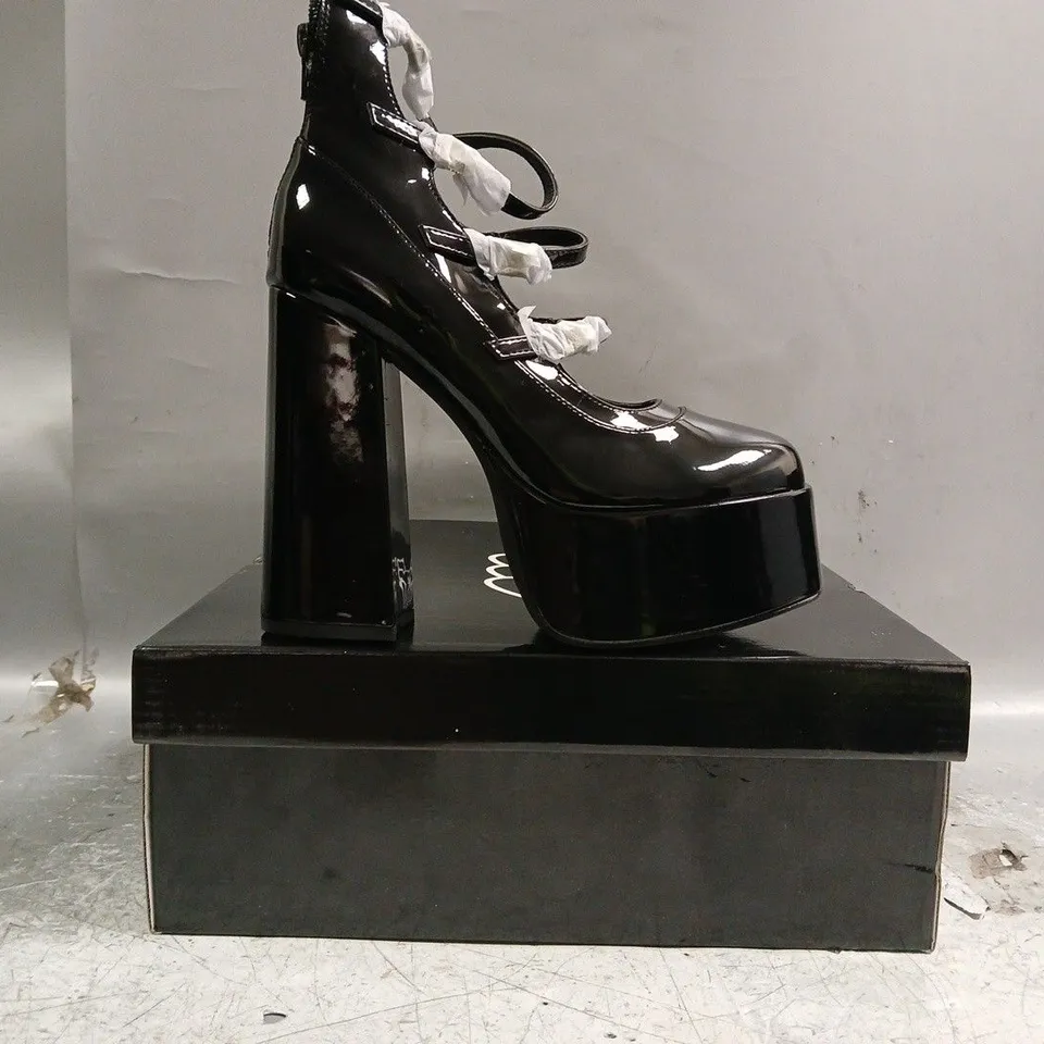 BOXED PAIR OF KOI GURREN STRAPPY BLACK PATENT PLATFORM HEELS - UK 4