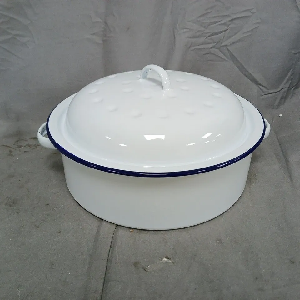 ENAMEL ROUND ROASTER DISH IN WHITE