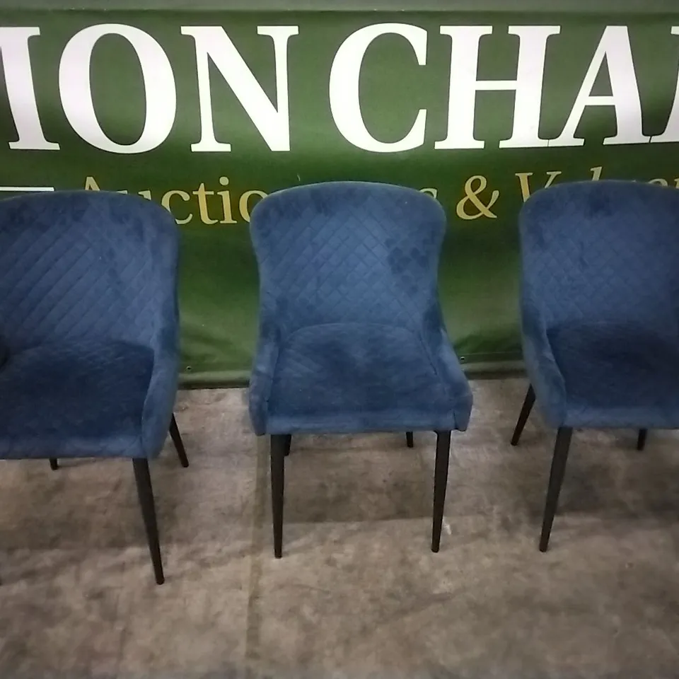 SET OF 3 DIAMOND PATTERN VELVET DINING CHAIRS - NAVY 