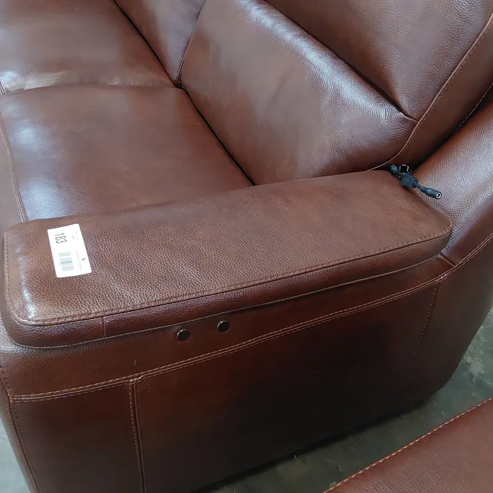 QUALITY ITALIAN DESIGNER LOUNGE SUITE, COMPRISING POWER RECLINING THREE SEATER SOFA, PAIR FIXED EASY CHAIRS & FOOTSTOOL