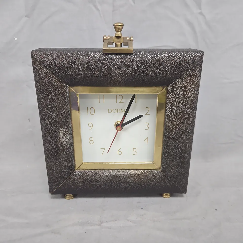 DORMA DESK CLOCK IN LEATHER-TEXTURED FRAME – SQUARE GOLD BEZEL