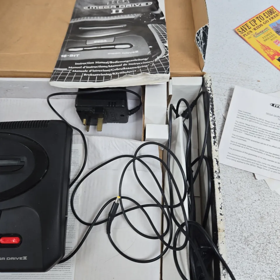 SEGA MEGA DRIVE II 16-BIT CONSOLE – BOXED WITH MANUAL, POWER SUPPLY & CABLES