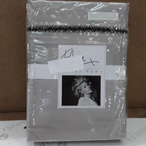 BRAND NEW KYLIE MINOGUE AT HOME DUVET COVER SET - SUPER KING SIZE (MIST)