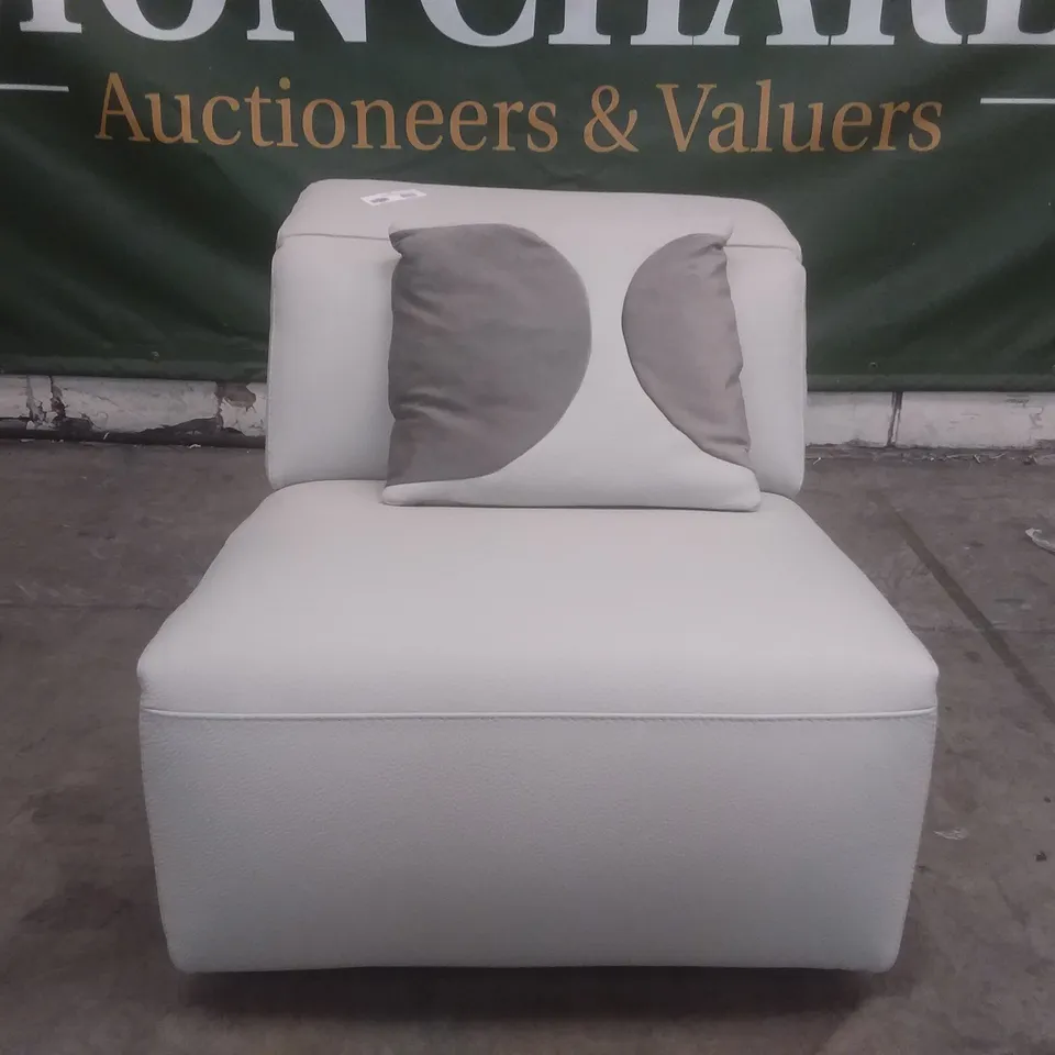 QUALITY ITALIAN DESIGNER RECLINER SOFA SECTION EGG SHELL WHITE LEATHER