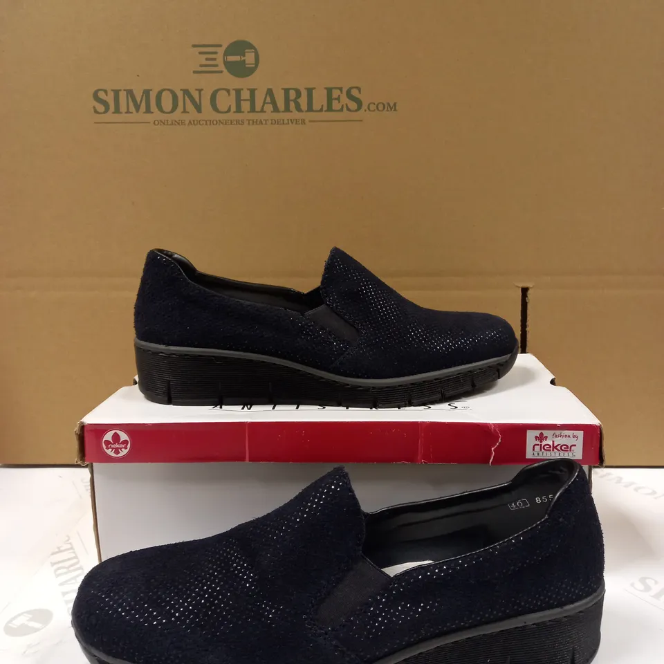 RIEKER SLIP ON SHOE SIZE 6.5/7