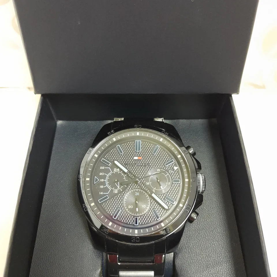 TOMMY HILFIGER BLUE CHRONOGRTAPH DIAL WATCH  RRP £239