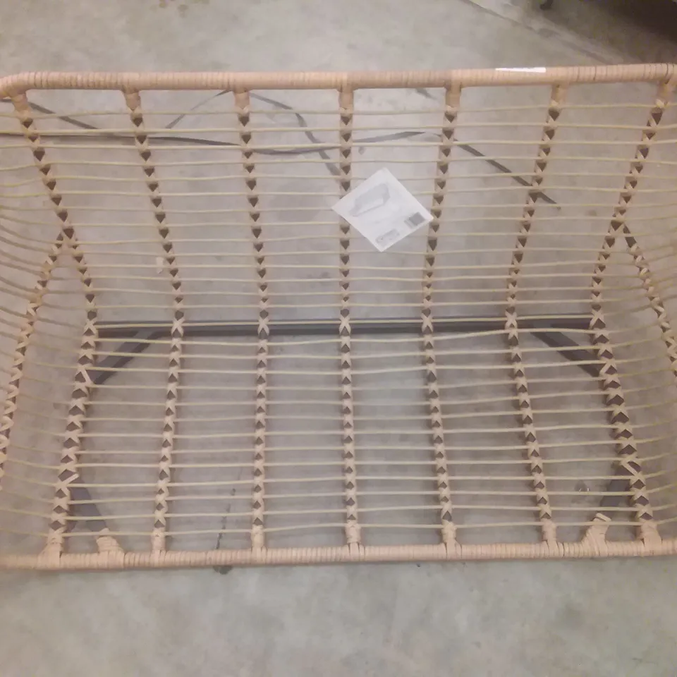 APOLIMA STEEL BENCH WITH RATTAN EFFECT