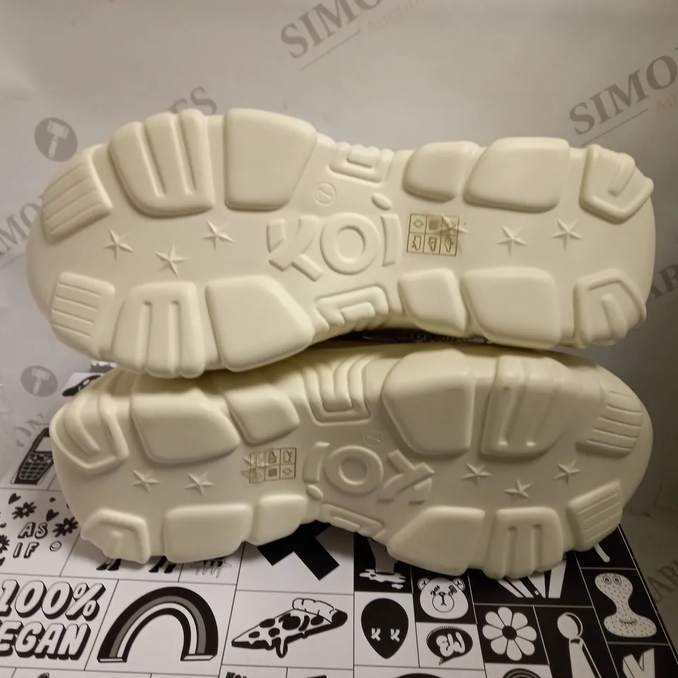 KOI VEGAN JINX WHITE MYSTIC CHARM TRAINERS - SIZE 7