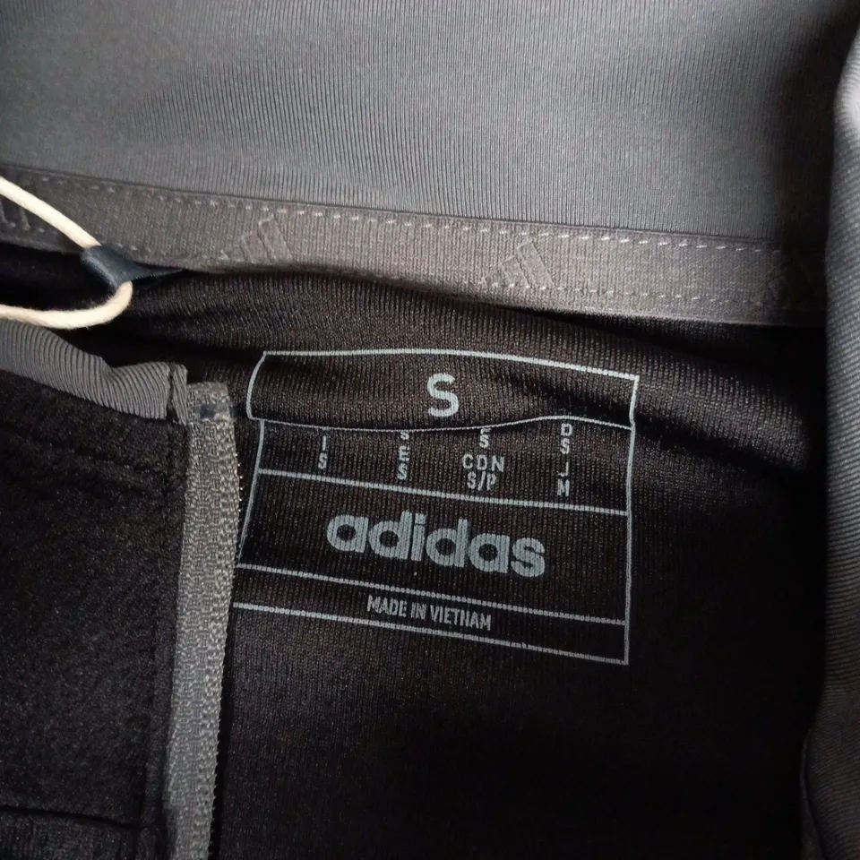 ADIDAS BLACK QUARTER-ZIP TRAINING TOP – SIZE S