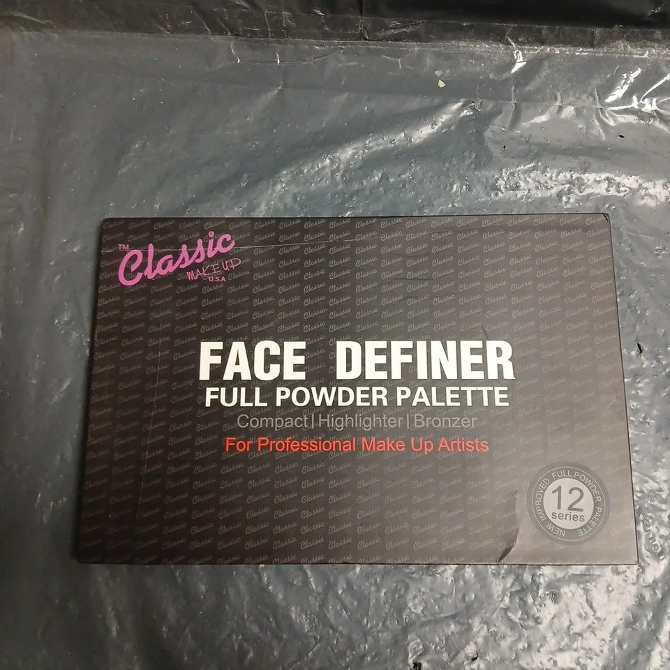 CLASSIC MAKE UP FACE DEFINER FULL POWDER PALETTE