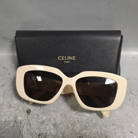 CELINE TRIOMPHE CL40216U SUNGLASSES WOMEN