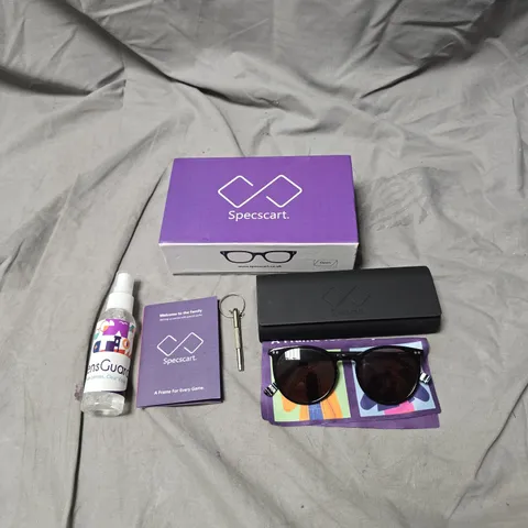 SPECSCART SUNGLASSES SET WITH CASE AND ACCESSORIES - BOXED