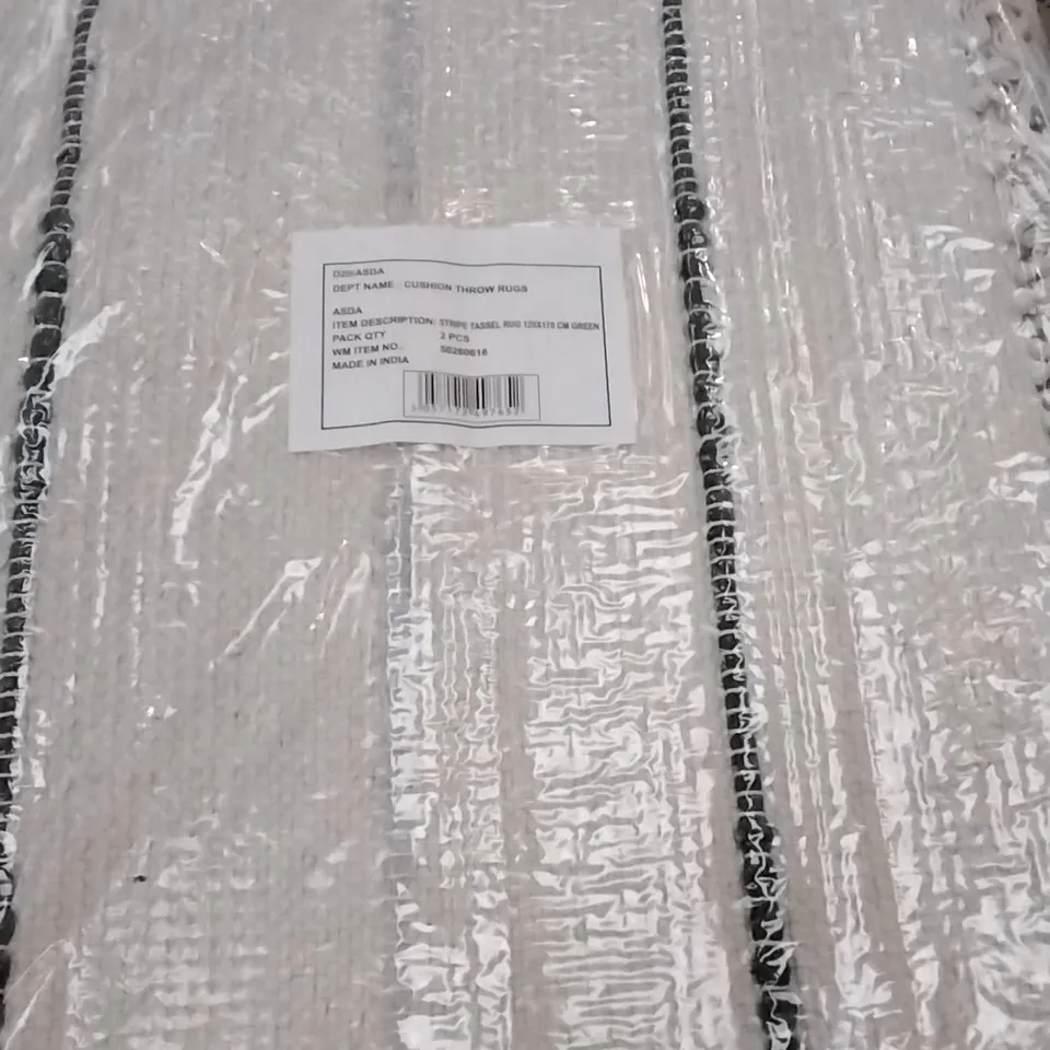 BOX OF 6 BRAND NEW STRIPE TASSEL RUG GREEN 120 X 170CM