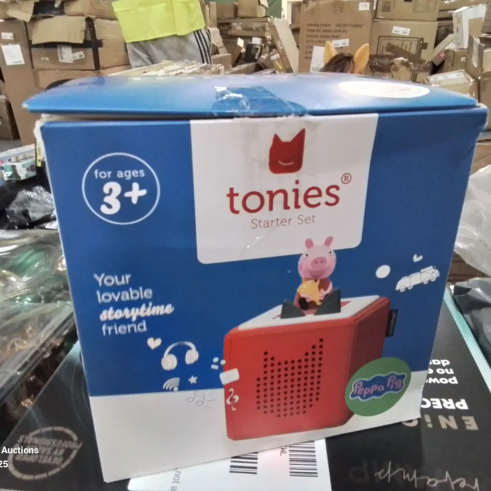 TONIES STARTER SET - RED FEATURING PEPPA PIG