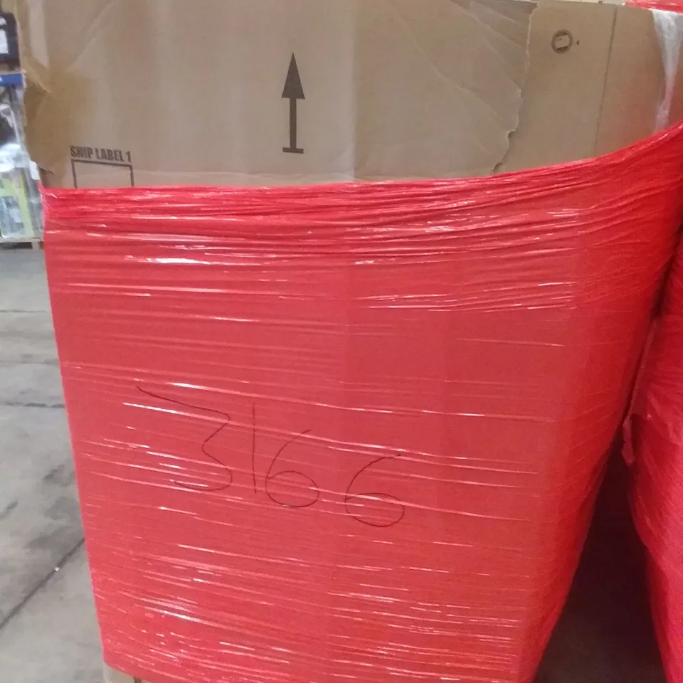 PALLET OF ASSORTED ITEMS INCLUDING CLOTHES RACK, BIG SCREEN SMART HULA HOOP, AUTO YOUTH CAR SEAT PROTECTOR, KEYBOARD, CHRISTMAS BAUBLE SET, SPRINKLER BALL