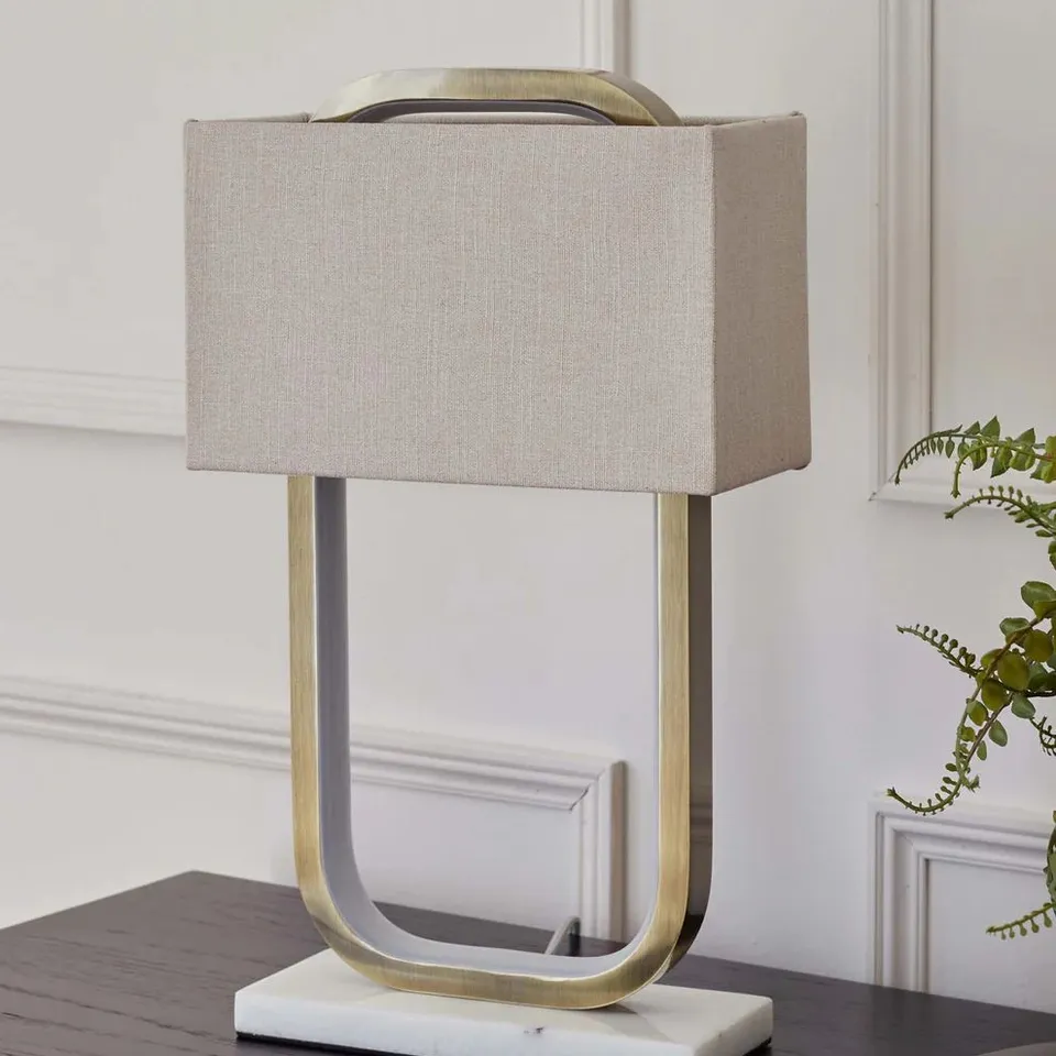 BOXED DANETTI SANZA BRUSHED BRASS TABLE LAMP WITH NATURAL LINEN SHADE