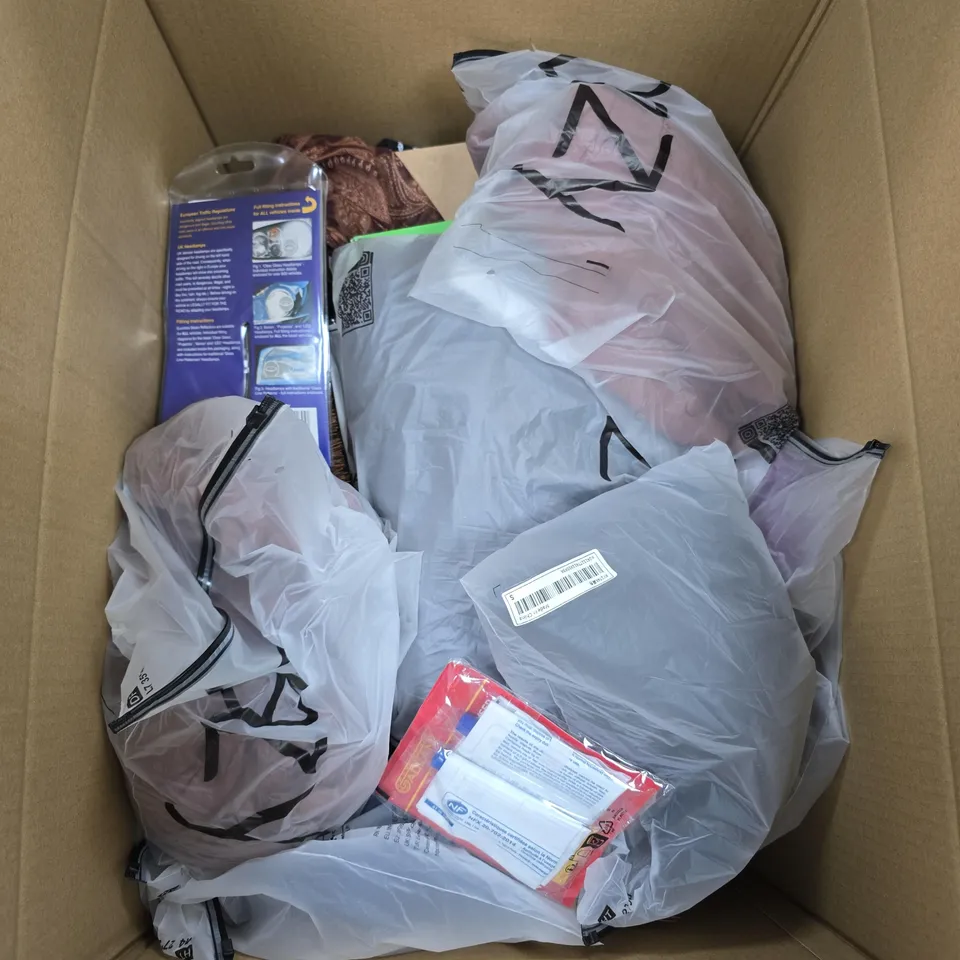 BOX OF APPROXIMATELY 15 ASSORTED ITEMS INCLUDING A BABY ACTIVITY & GYM PLAY MAT, AN ULTRA PRO SATIN CUBE DECK BOX AND EUROLITES BEAM REFLECTORS