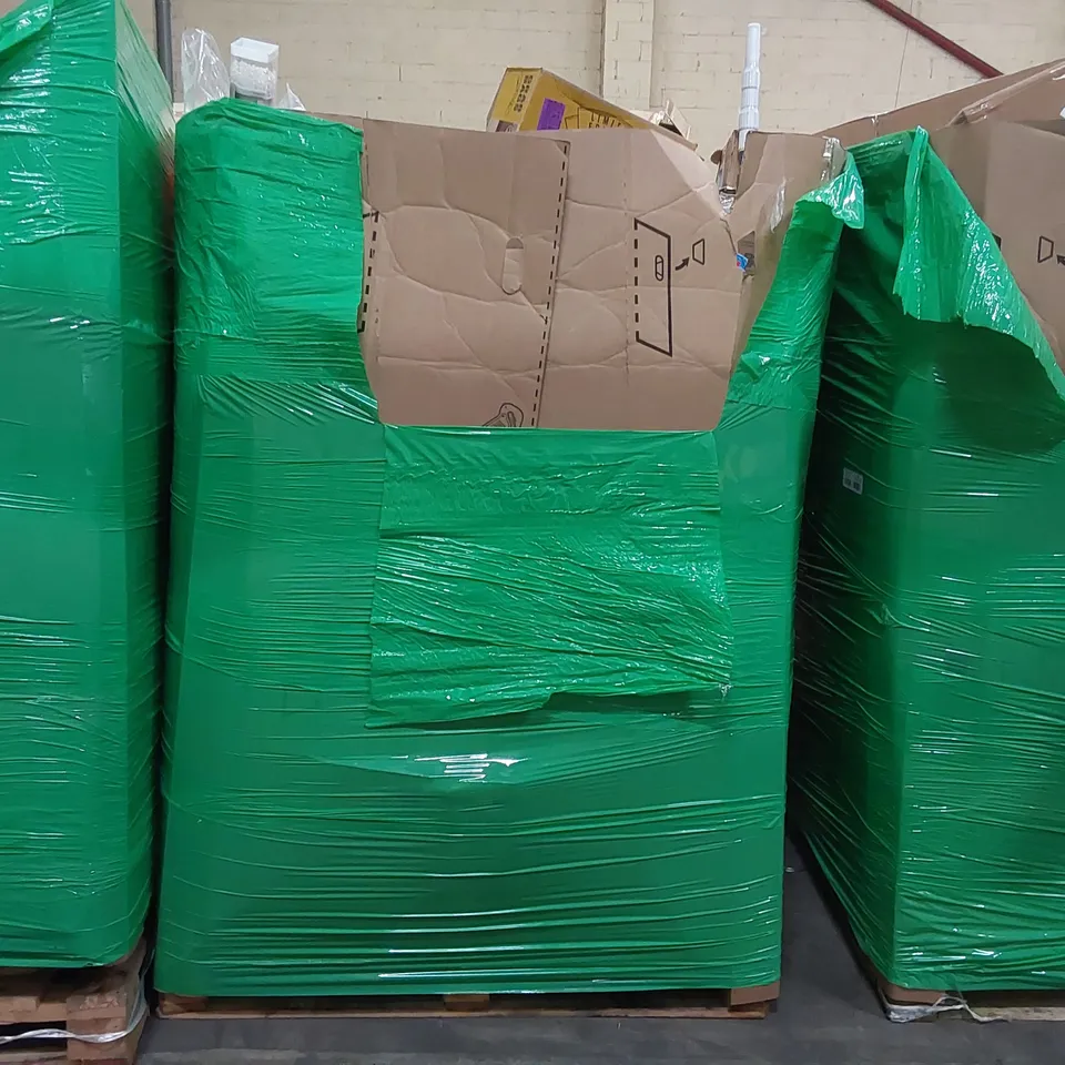PALLET OF ASSORTED CONSUMER PRODUCTS TO INCLUDE: AIR MATTRESS, SLEEPING BAG, TOY CAR ENGINE, HIKING RUCKSACKS, ROLLER BLINDS, LEGO SET