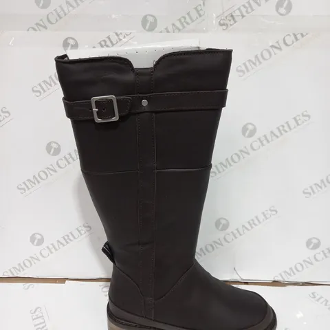EMU AUSTRAILIA NATASHA ESPRESSO LEATHER BOOTS - SIZE 4 - UNBOXED 
