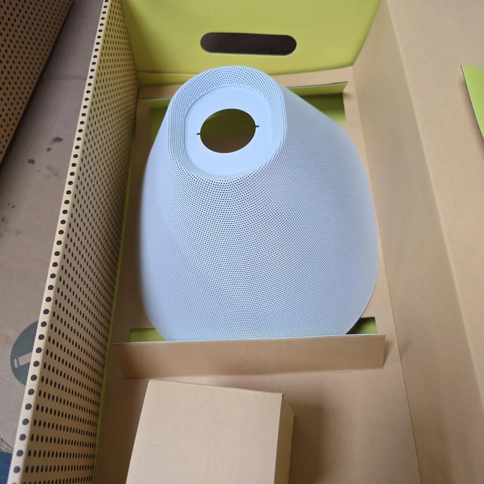 BOXED LOFTIE LAMP SHADE AND BASE 