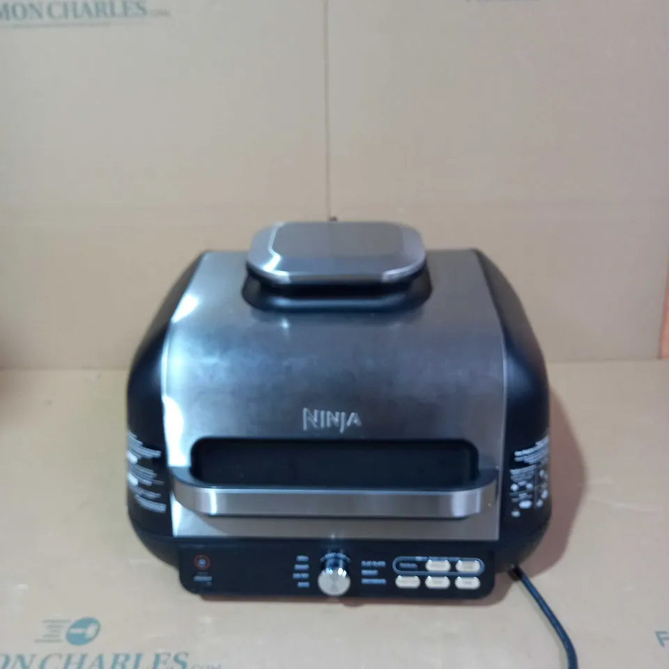NINJA HEALTH GRILL & AIR FRYER (AG651UK)