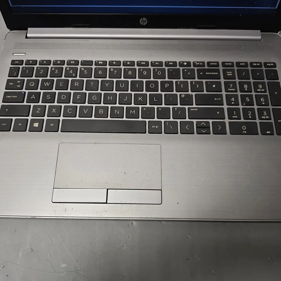 HP 255 G7 LAPTOP