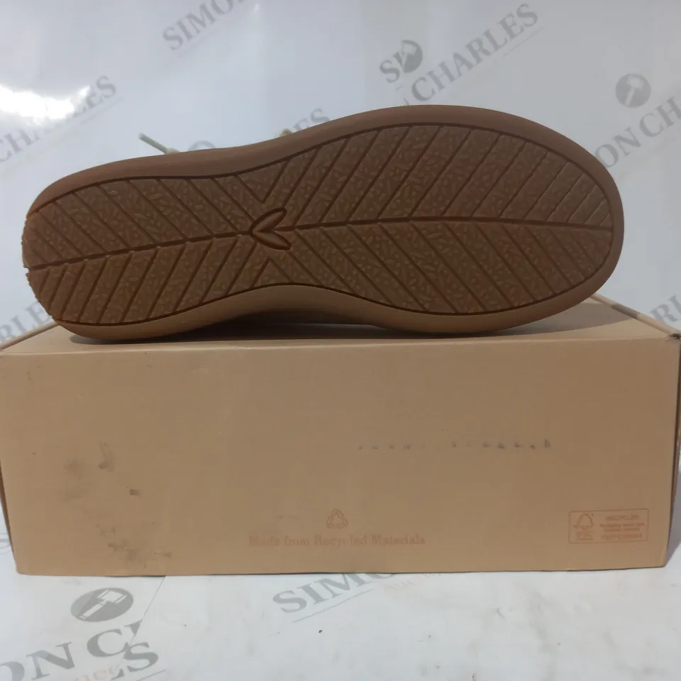 BOXED PAIR OF VIVAIA SHOES IN BEIGE EU SIZE 38