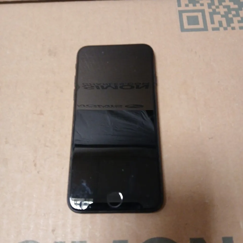 APPLE IPHONE 7 A1778 MOBILE PHONE