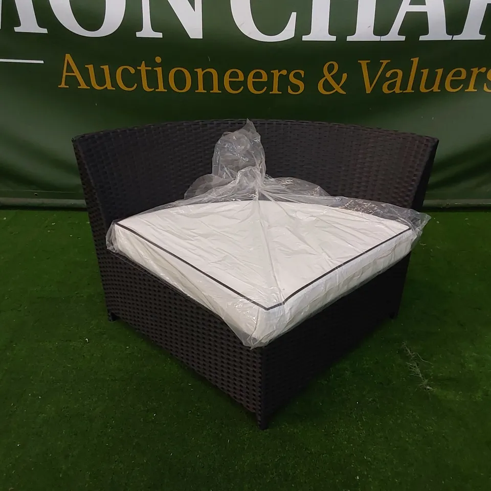 DESIGNER BLACK RATTAN CORNER SOFA PIECE WITH CUSHION