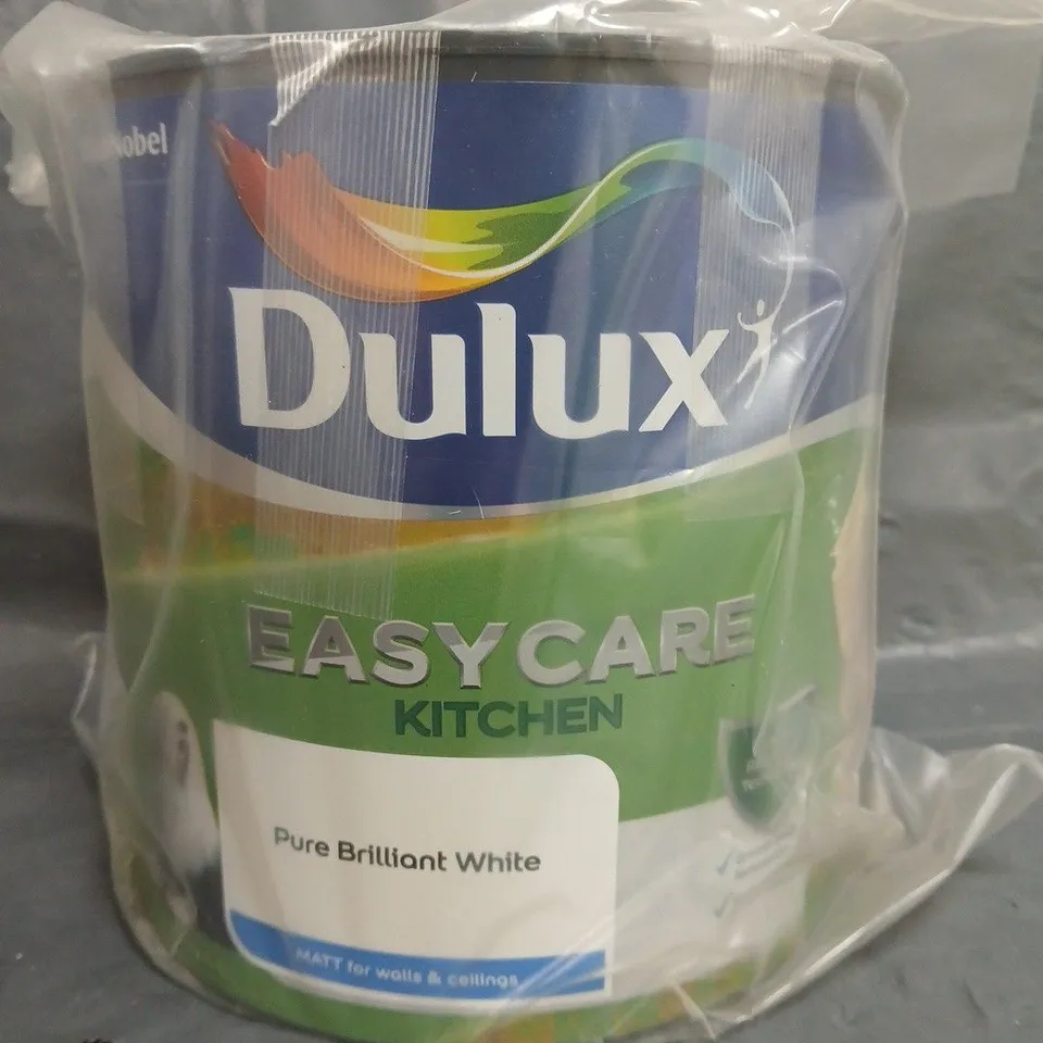 BOXED DULUX EASYCARE KITCHEN PAINT - PURE BRILLIANT WHITE - 2.5L - COLLECTION ONLY