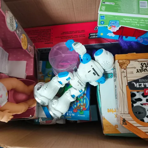 APPROXIMATELY 10 ASSORTED TOYS & GAMES PRODUCTS TO INCLUDE SONIC GREEN HILL ZONE SET, ZURU FUGGLER, POWERMAN NEO TOY, ETC - COLLECTION ONLY