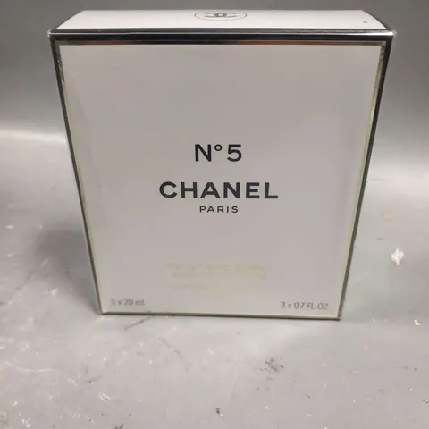 BOXED AND SEALED CHANEL NO5 TWIST AND SPRAY EAU DE PARFUM 3 X 20ML