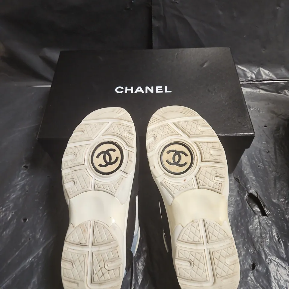 CHANEL-INSPIRED SNEAKERS, WOMEN'S MULTI-COLOUR TRAINER WITH CC LOGO EU 40 6.5 .