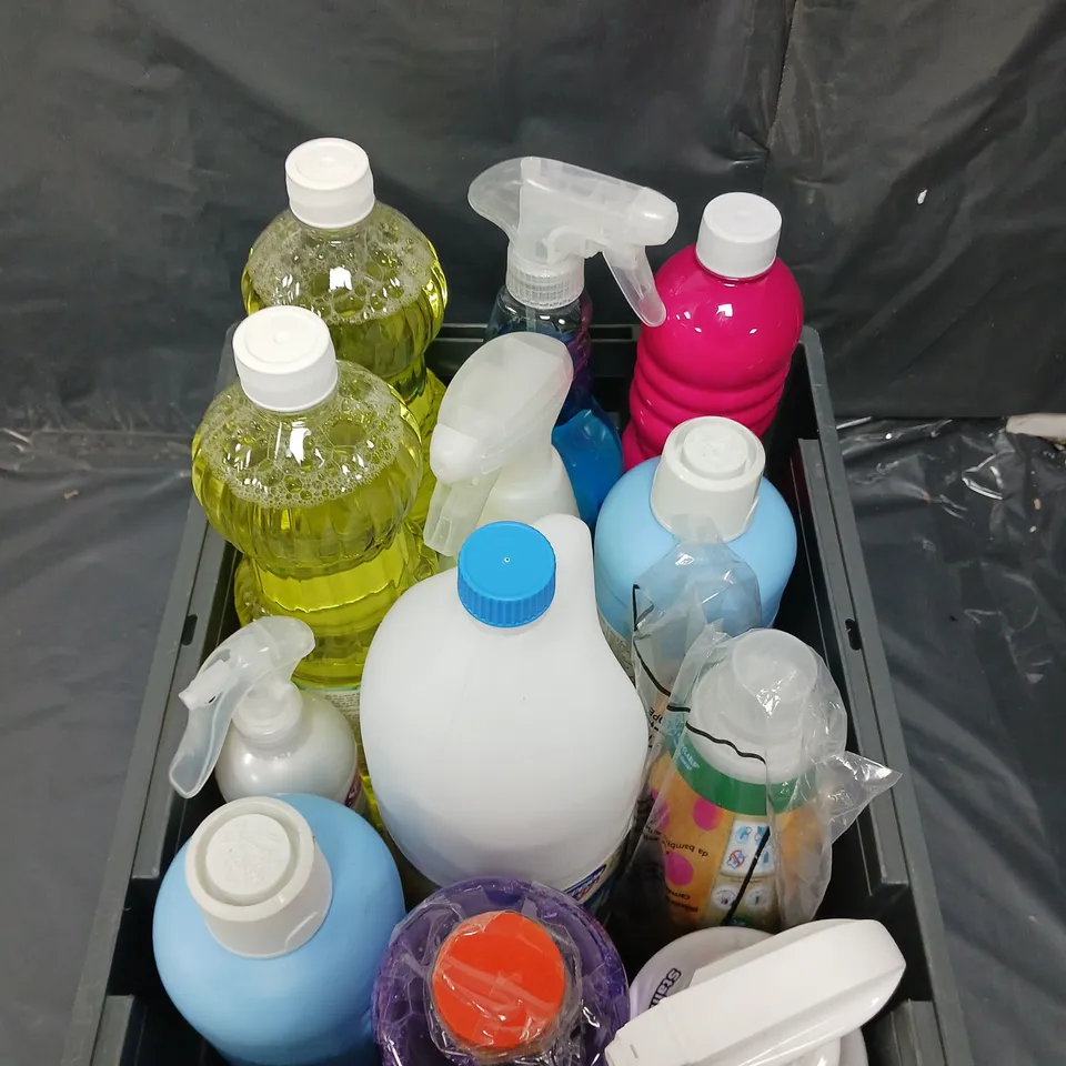 APPROXIMATELY 10 ASSORTED CLEANING PRODUCTS TO INCLUDE FLOOR CLEANER, UPHOLSTERY SHAMPOO, STERILISING FLUID ETC - COLLECTION ONLY 