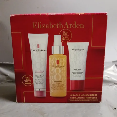 ELIZABETH ARDEN EIGHT HOUR HOLIDAY MIRACLE GIFT SET