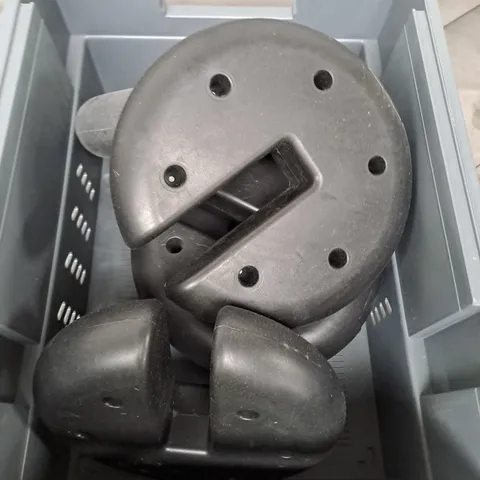 5 X ASSORTED WEIGHTS