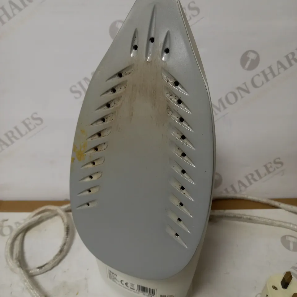 TESCO IR2416 STEAM IRON (BLUE)