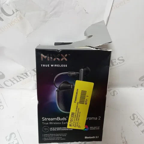 BOX OF APPROXIMATELY 20 ASSORTED ELECTRICAL ITEMS TO INCLUDE HEADPHONES, EARPHONES, CHARGERS ETC