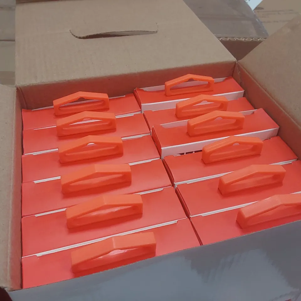 PALLET CONTAINING APPROXIMATELY 3100x 3M USB TO MICRO USB CABLES