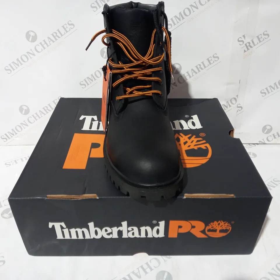 BOXED PAIR OF TIMBERLAND PRO ICONIC WORKBOOTS IN BLACK UK SIZE 9