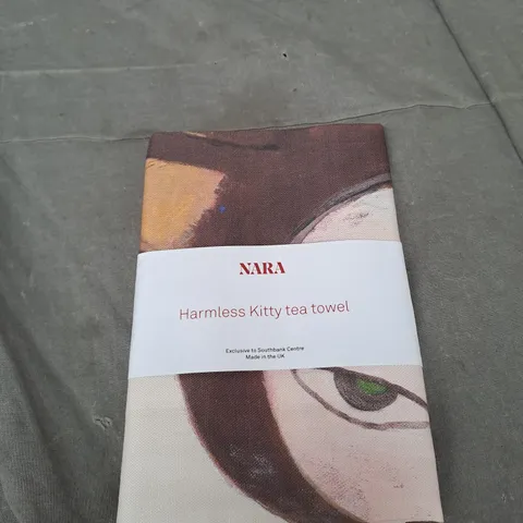 NARA HARMLESS KITTY TEA TOWEL