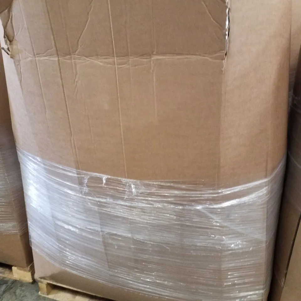 PALLET CONTAINING GARDEN HOSES & INFLATABLES