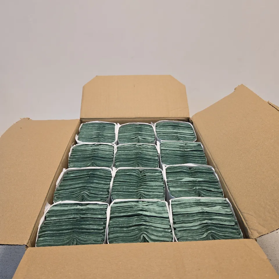 BOX OF 12 X GREEN C-FOLD HAND TOWEL PACKS