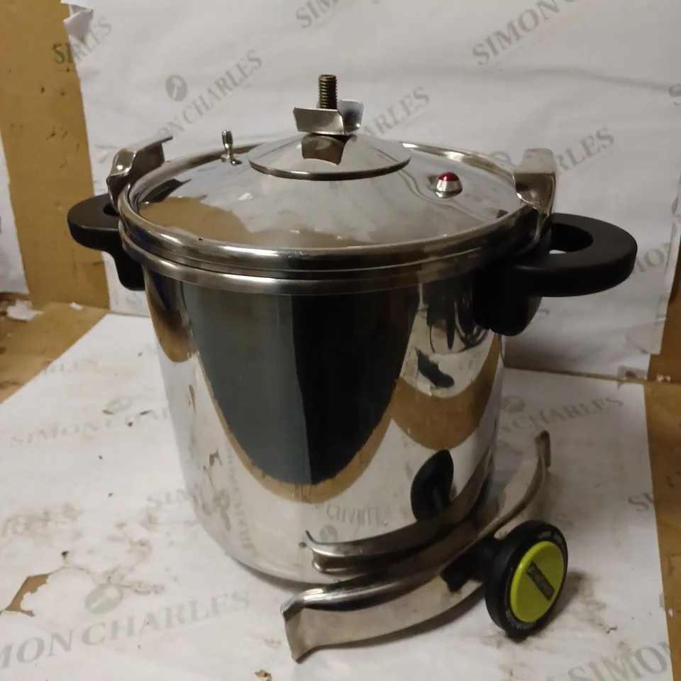 MONIX PRESSURE COOKER