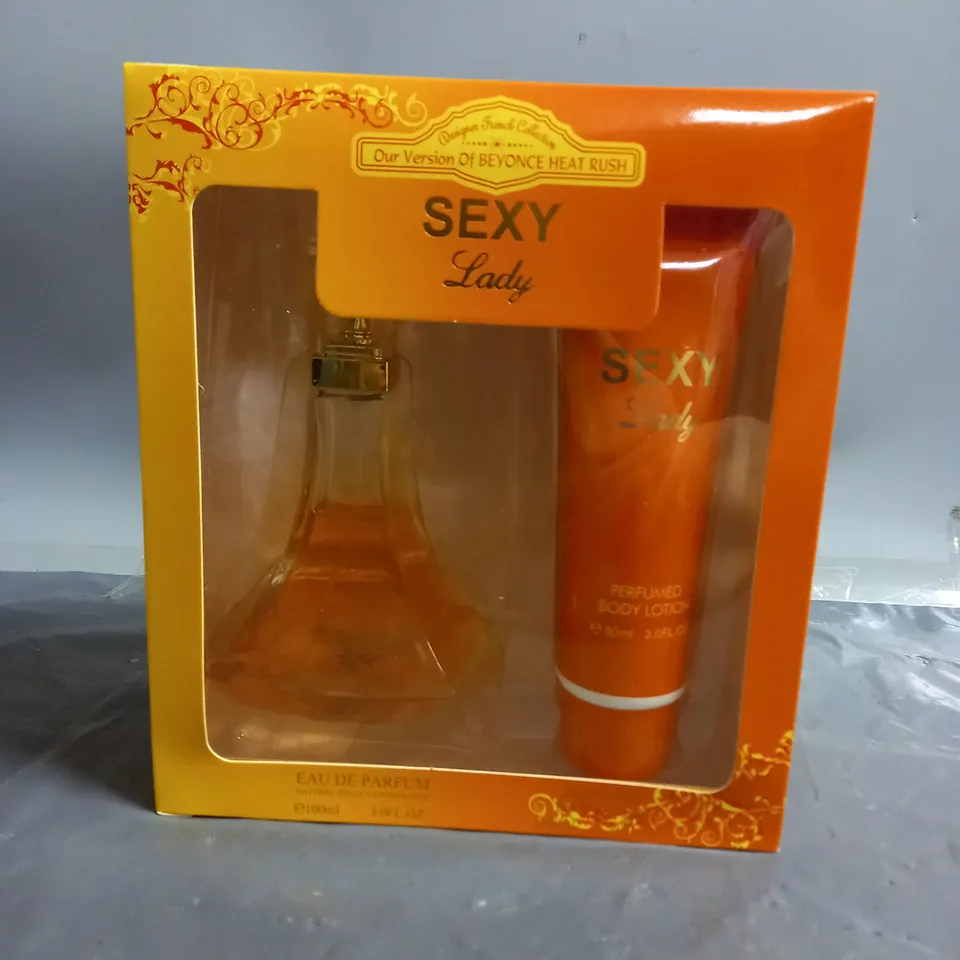 BOX OF 9 "SEXY LADY" EAU DE PARFUM 100ML AND PERFUMED BODY LOTION 90ML SET